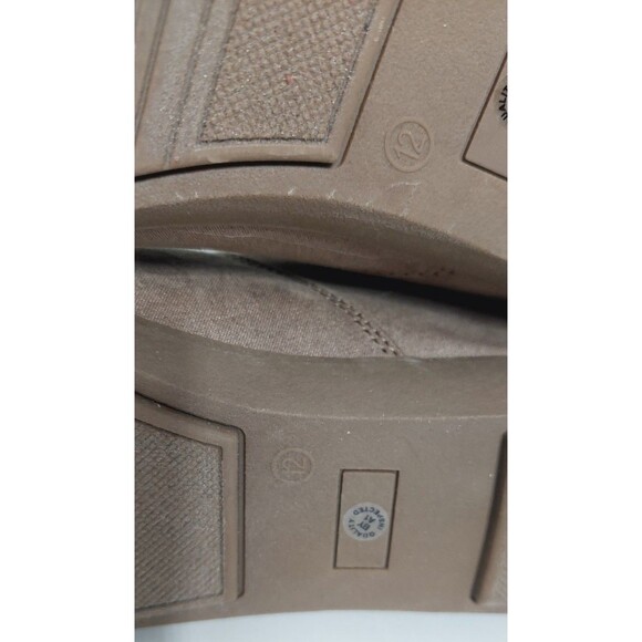 St. John's Bay Women's Size 12 Korba Flat Heel Slouch Boots 12M Taupe - Picture 10 of 14